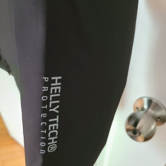 Helly Hansen windbreaker - Picture 3 of 5